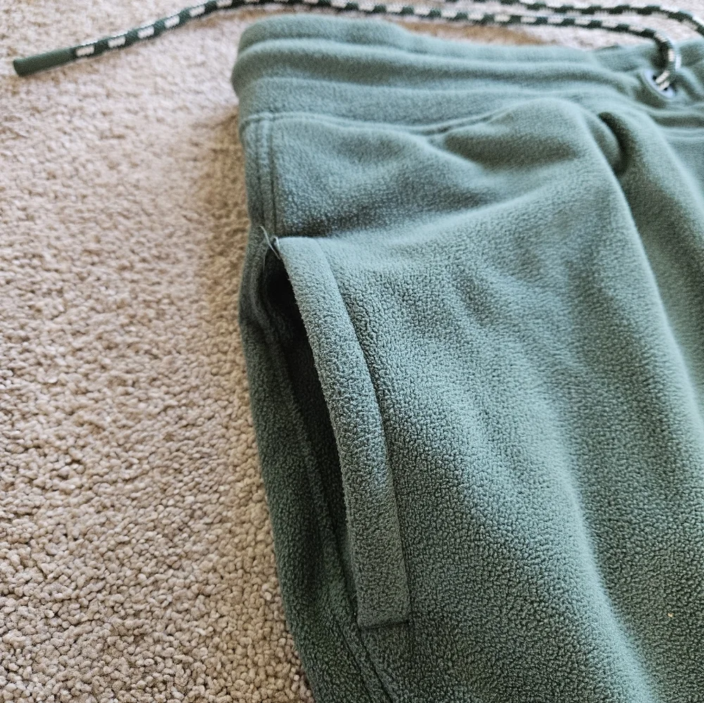 Eddie Bauer Fleece Sweatpants, Medium, Green - Picture 2 of 3